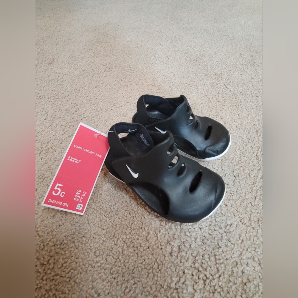 Nike Sunray Protect 3 (Size 5c)